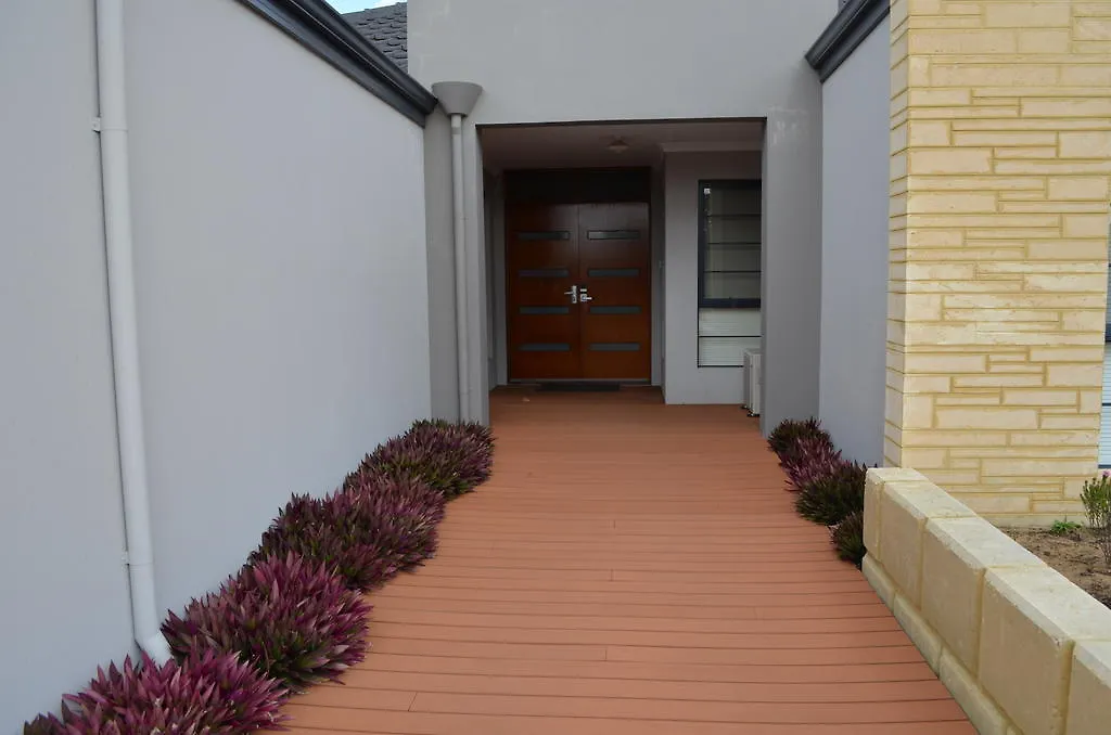 Ellard Bed & Breakfast Perth 4*,